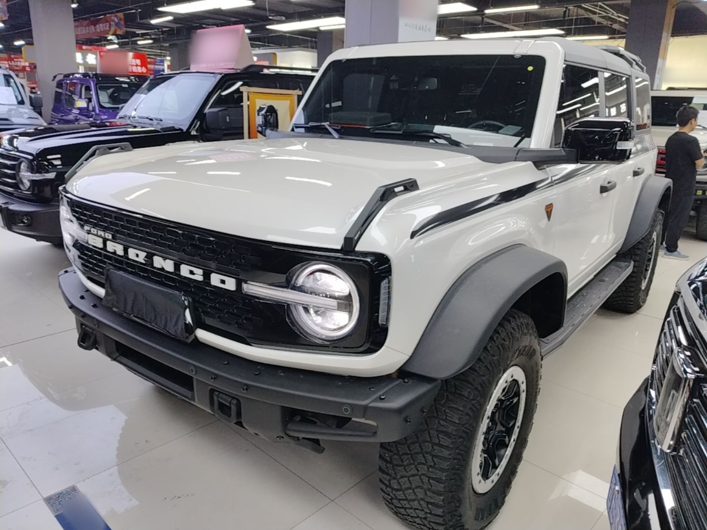 Ford bronco 2024 — фото 1