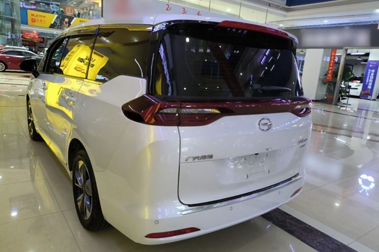 GAC Trumpchi M6 2023 — фото 4