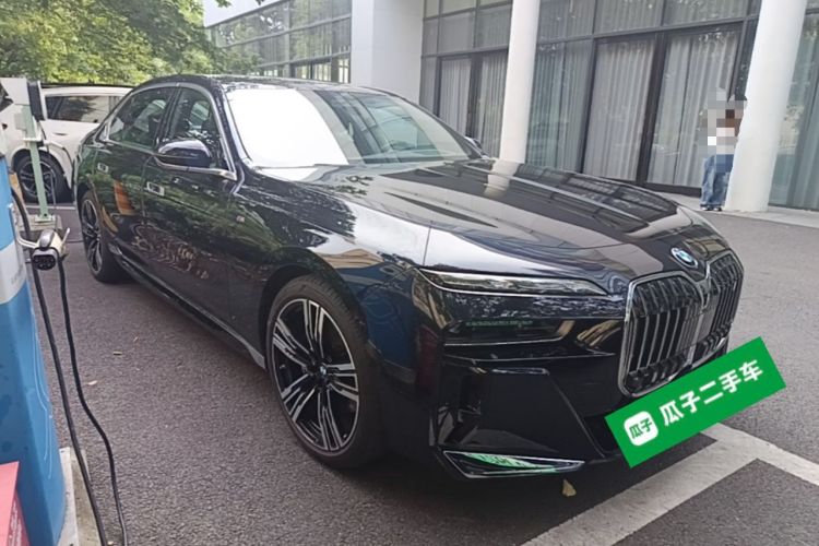 BMW i7 2023 — 3