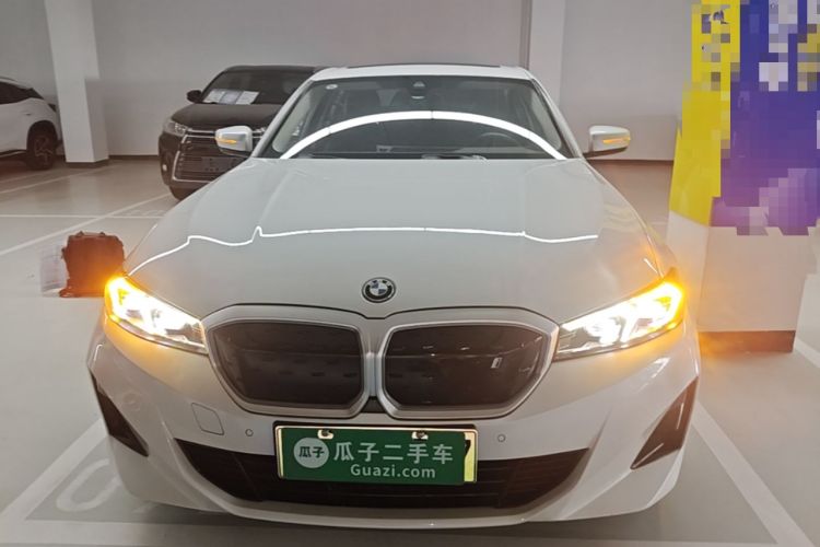 BMW i3 2022 — 2