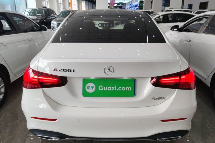 Mercedes-Benz A 200 L 2023 — фото 5
