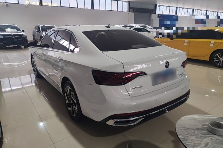 Volkswagen Sagitar 2023 — 4