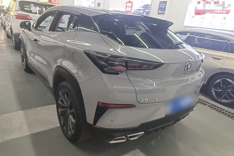 ChangAn UNI-T 2020 — 4