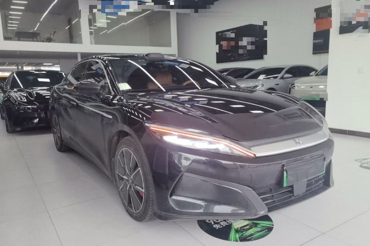 BYD Han L 2025 — 3