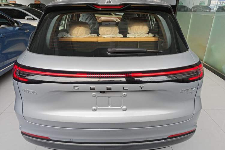 Geely Galaxy galaxy galaxy xingjian 7 em i 2026 — фото 5