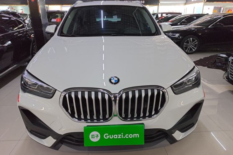 BMW X1 2022 — 2