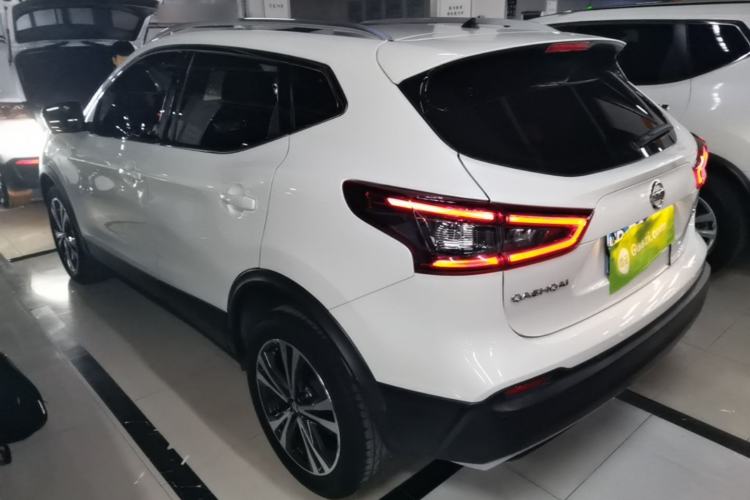 Nissan Qashqai 2022 — фото 4