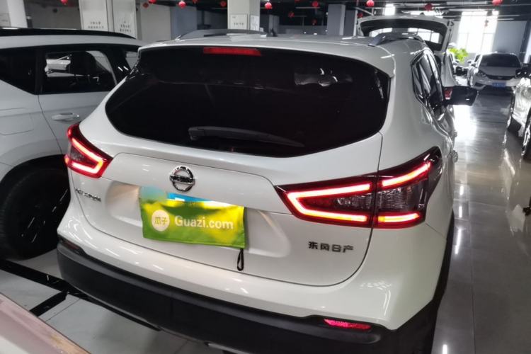 Nissan Qashqai 2022 — фото 5