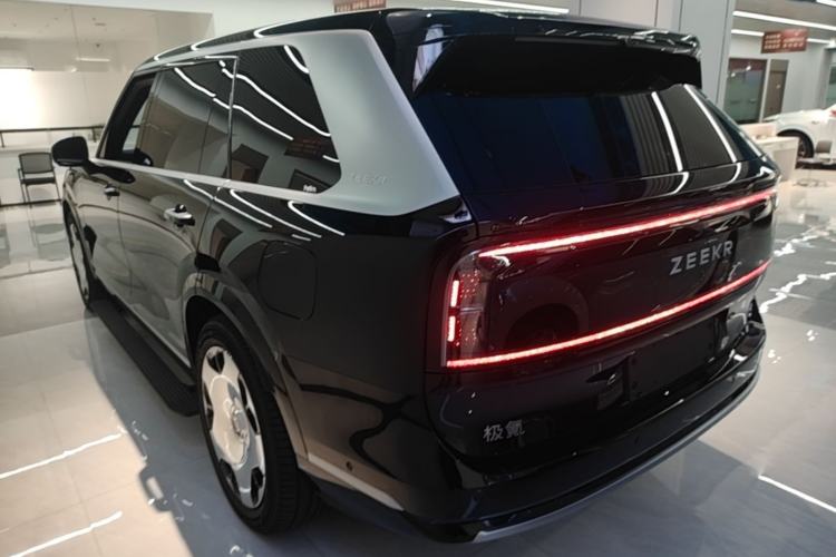 Zeekr 9X 2025 — 4