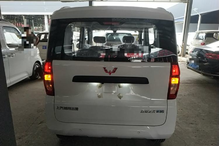 Wuling Zhiguang 2025 — 5