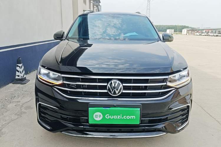 Volkswagen Tiguan L 2022 — 2