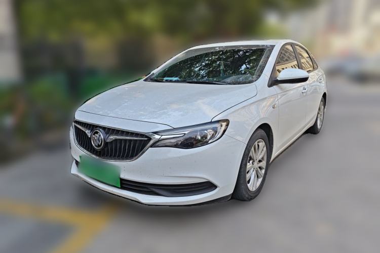 Buick GT 2021 — фото 1