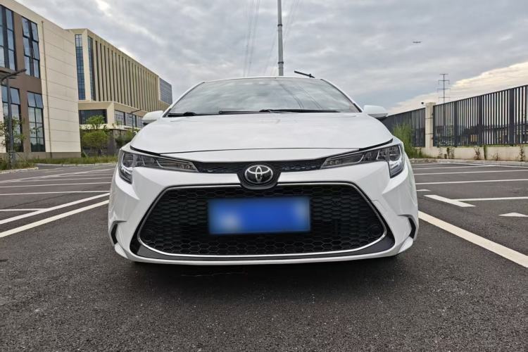 Toyota Corolla 2021 — 2