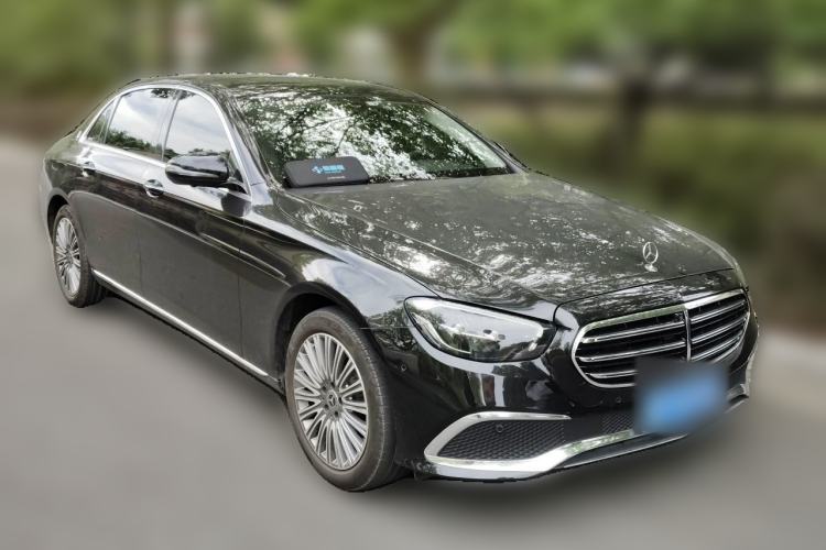 Mercedes-Benz E 300 L 2023 — фото 3