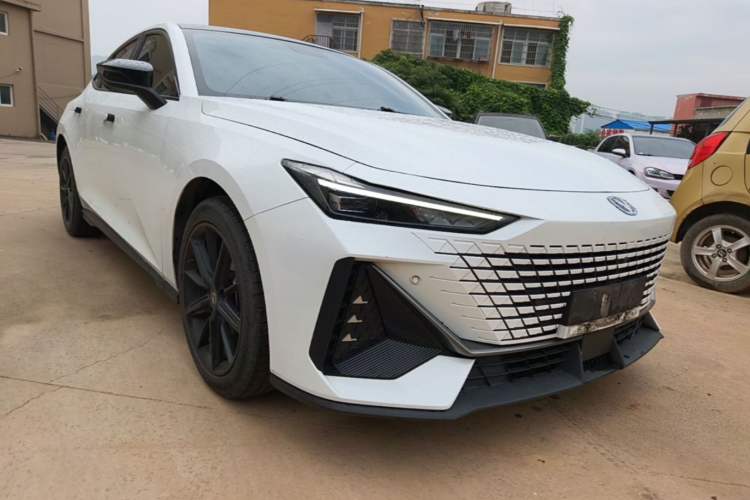 ChangAn UNI-V 2022 — 3
