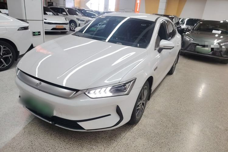 BYD Qin PLUS 2024 — фото 1