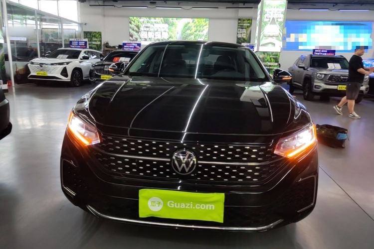 Volkswagen Passat 2023 — 2