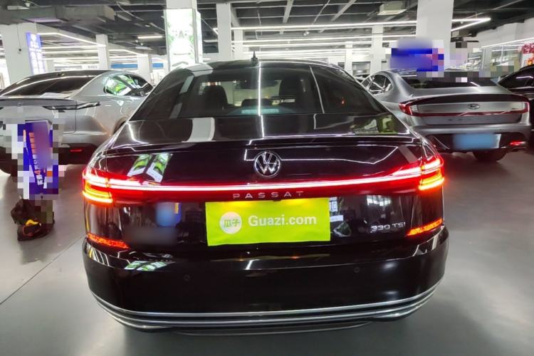 Volkswagen Passat 2023 — 5