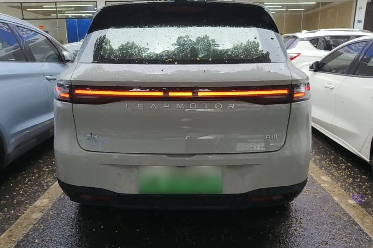 Leapmotor B10 2025 — 5