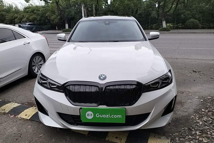 BMW i3 2022 — 2