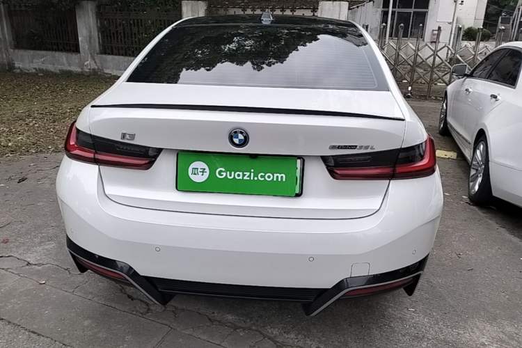 BMW i3 2022 — 5