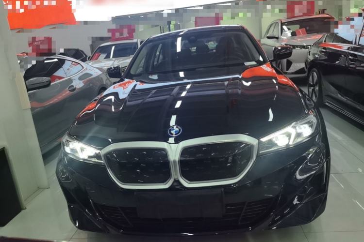 BMW i3 2022 — 2