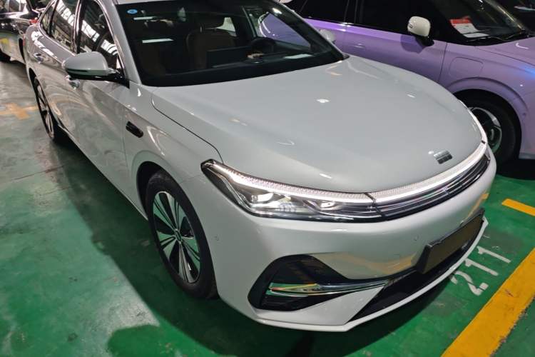 Geely Galaxy A7 2025 — 3