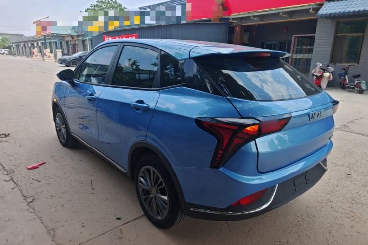 Neta V 2022 — 4