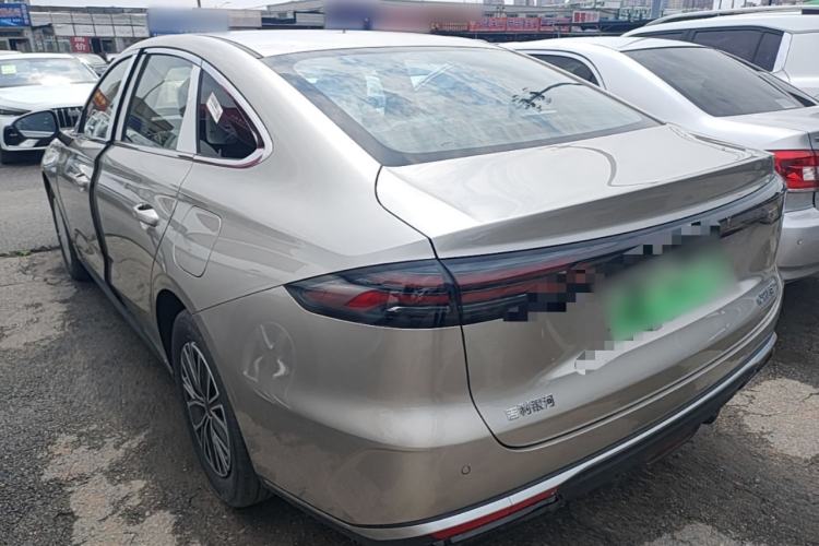 Geely Galaxy Stellar 6 2026 — 4
