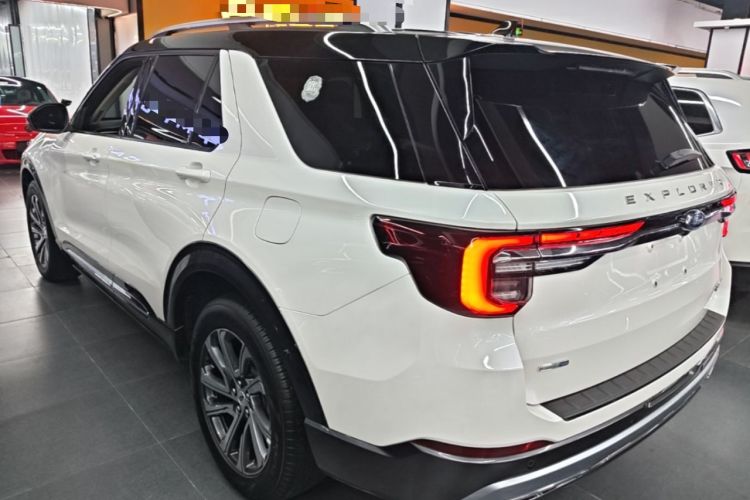 Ford Explorer 2023 — фото 4