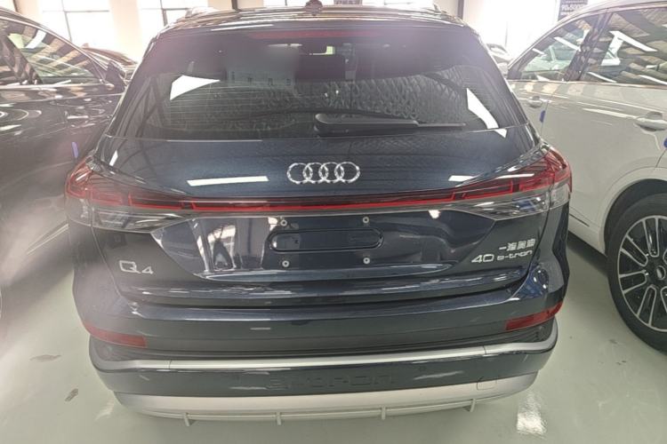 Audi Q4 e-tron 2024 — 5