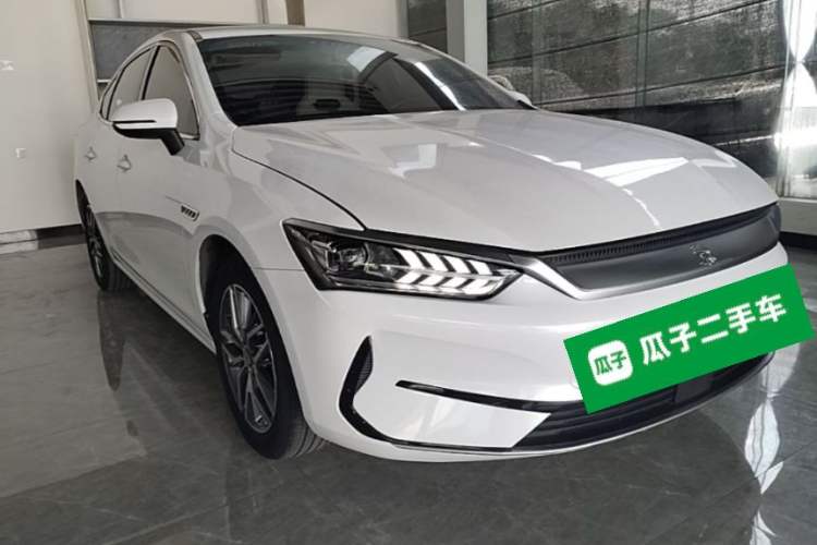 BYD Qin PLUS 2023 — фото 3