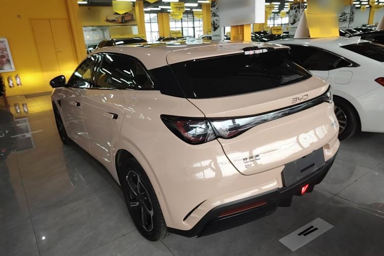 BYD Seal 06GT 2025 — 4