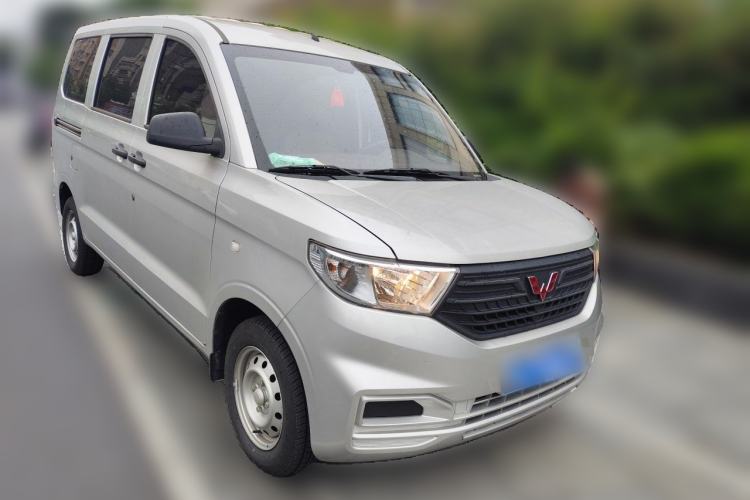 Wuling Hongguang V 2022 — 3