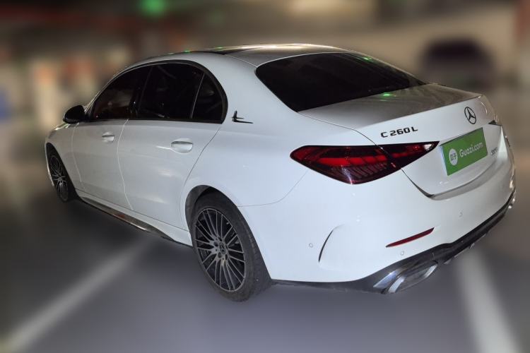 Mercedes-Benz C 260 L 2023 — 4