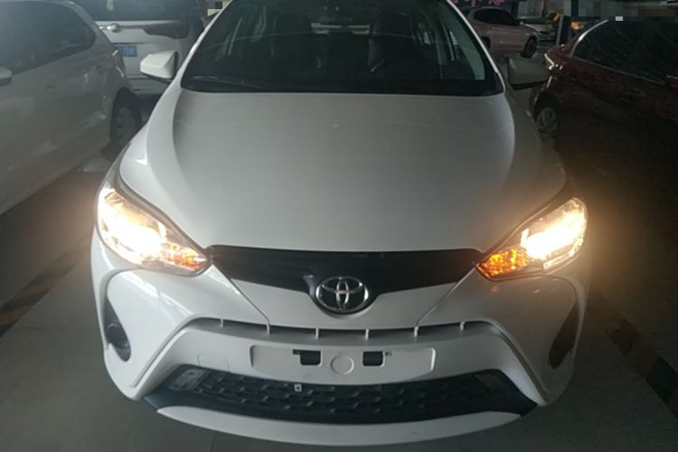 Toyota Yaris 2020 — 2