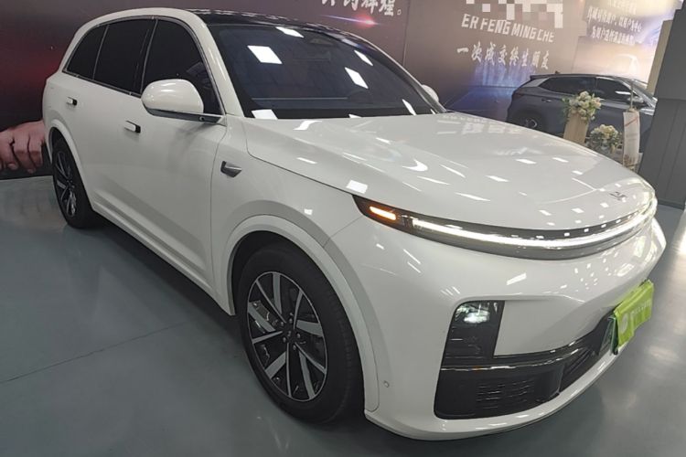 Li Auto L7 2023 — 3