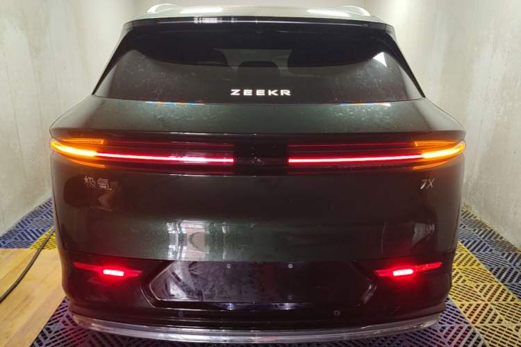Zeekr 7X 2025 — 5