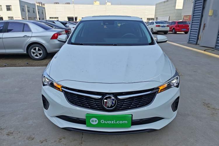 Buick Verano 2023 — 2