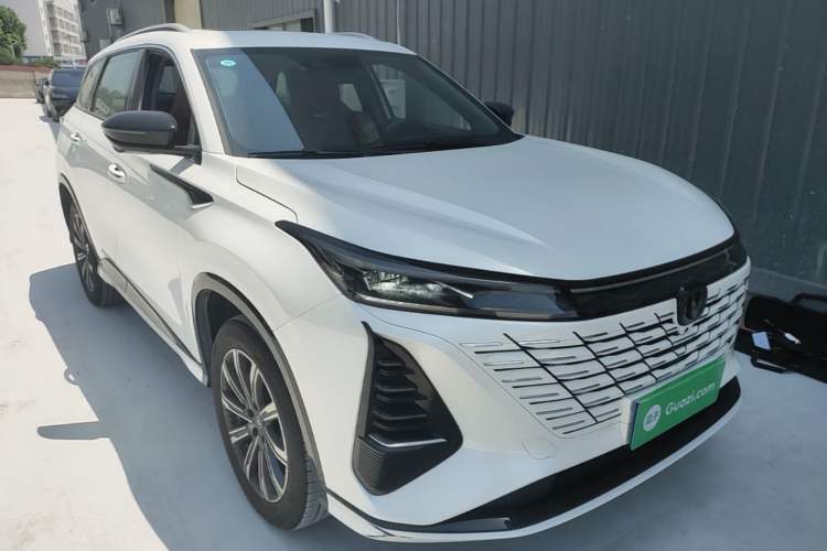 ChangAn CS75 PLUS 2026 — фото 3