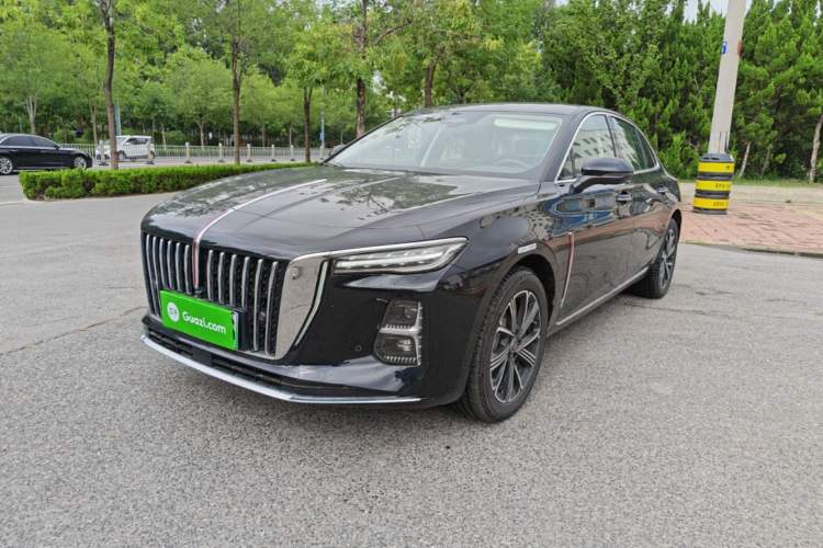 Hongqi H5 PHEV 2025 — фото 1