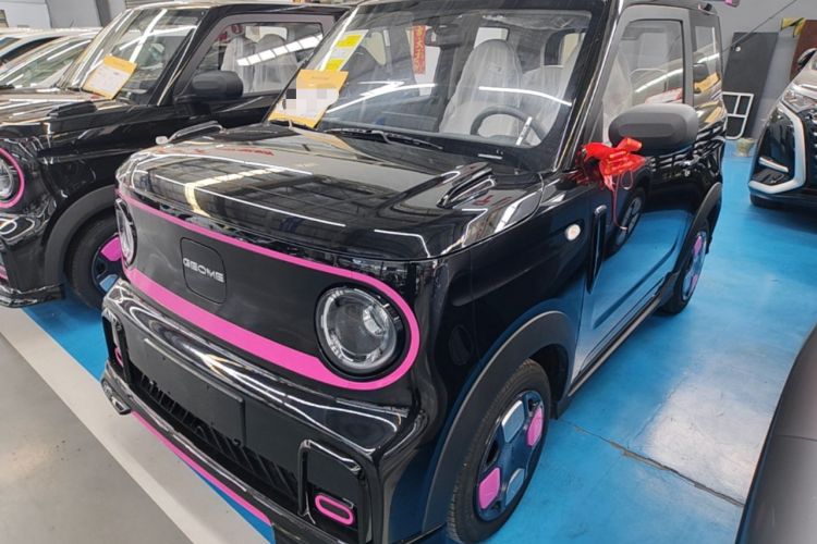 Geely Galaxy Panda 2025 — фото 1