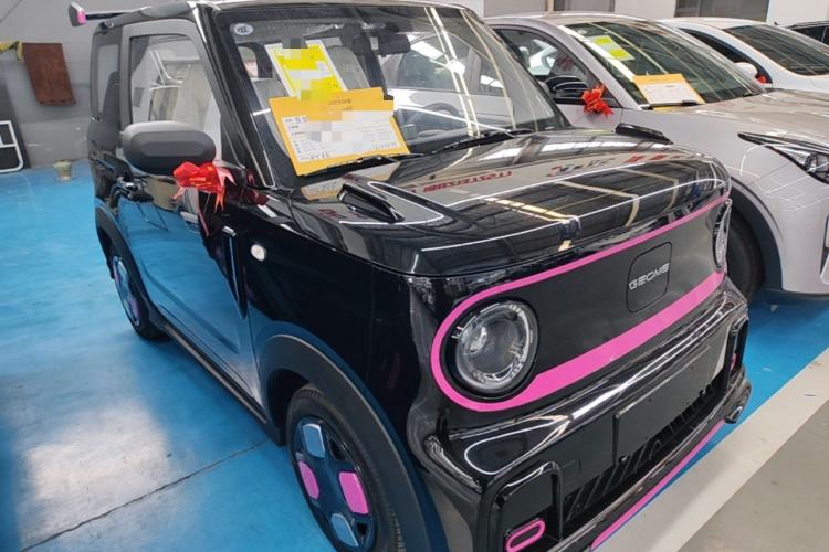Geely Galaxy Panda 2025 — фото 3