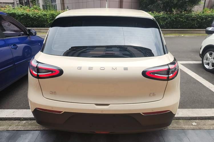 Geely Galaxy Geome 2025 — 5