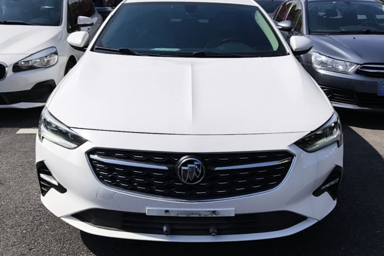 Buick Regal 2020 — 2