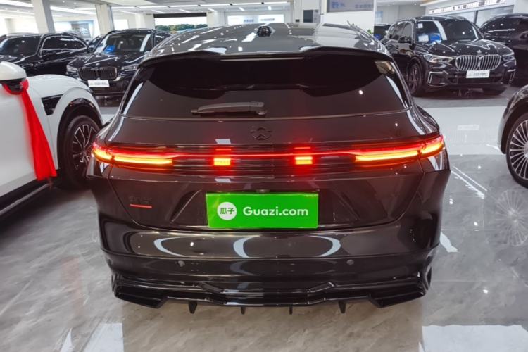 NIO ET5T 2024 — 5