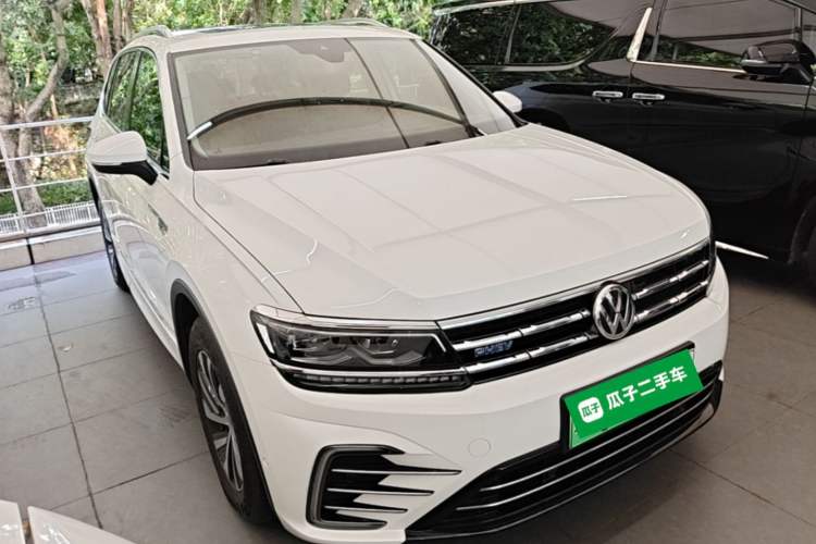 Volkswagen Tiguan L 2020 — фото 3