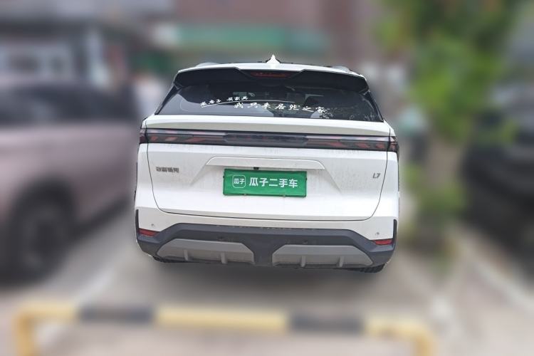 Geely Galaxy galaxy l7 2024 — фото 3