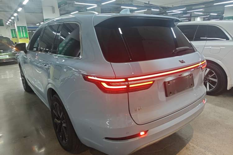 Li Auto ONE 2021 — 4