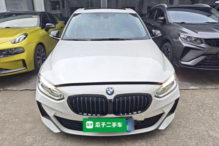 BMW 125i 2023 — 2